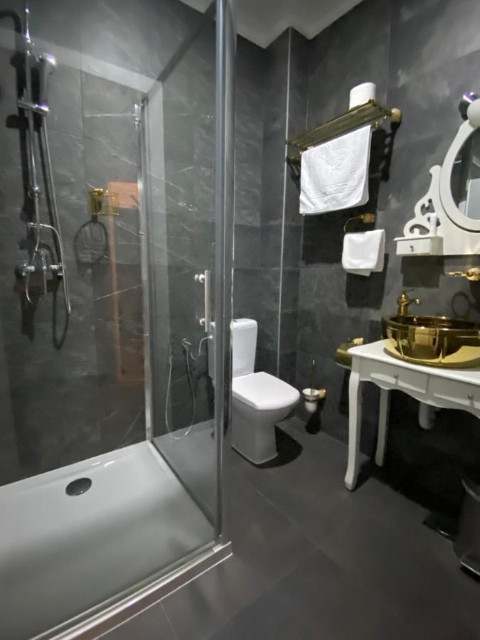 Hotel Palace Велика Кладуша Екстериор снимка
